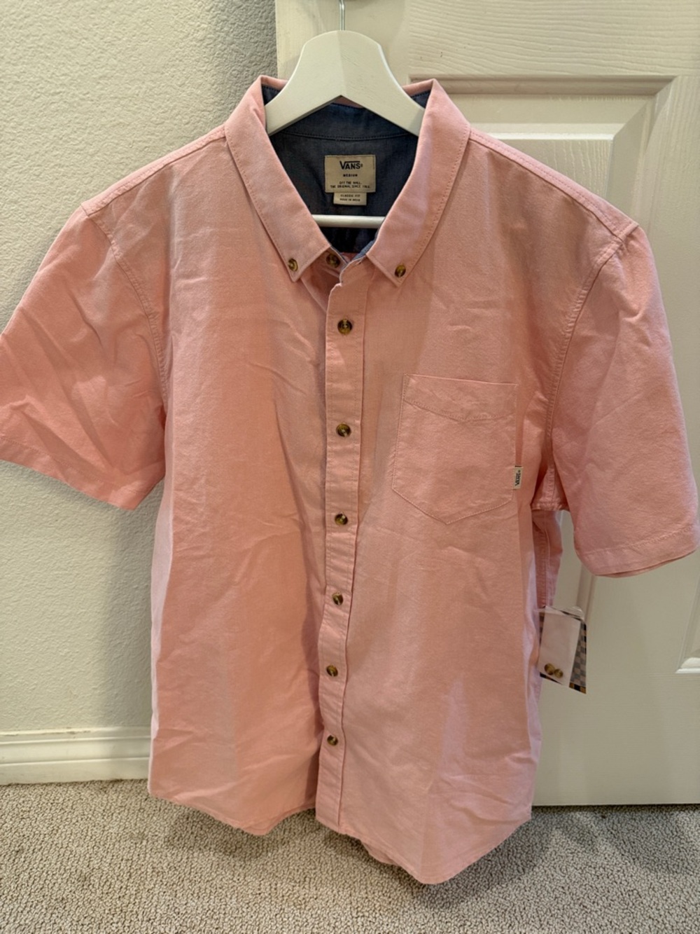 Vans Men’s Pink Short-Sleeve Button-Down Shirt